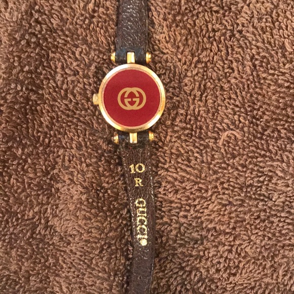 Vintage Gucci watch - Picture 4 of 5